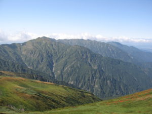 飯豊本山から見た北股岳