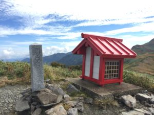 門内岳山頂